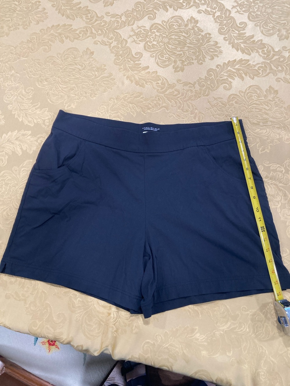 Columbia Black Active Shorts - Picture 1 of 5